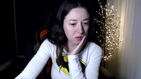 piscesgirl06 online show from January 19, 2026, 5:33 am