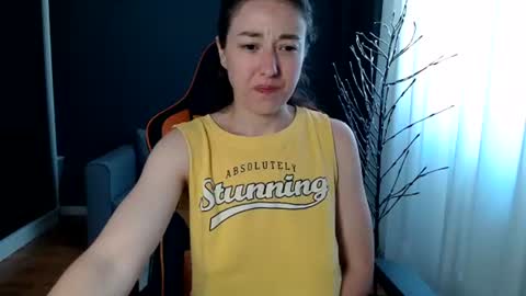 Snapshot of piscesgirl06 chatting on June 24, 2026, 3:49 am piscesgirl06 online show from June 24, 2026, 3:49 am