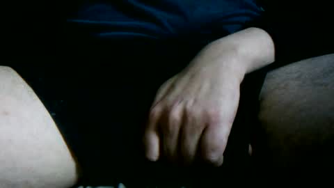 Snapshot of pisellonelargo chatting on March 18, 2026, 10:40 am pisellonelargo online show from March 18, 2026, 10:40 am