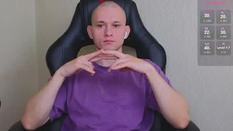 Snapshot of pistonpojizni chatting on December 16, 2024, 5:49 am STRONGBEAUTY online show from December 16, 2024, 5:49 am