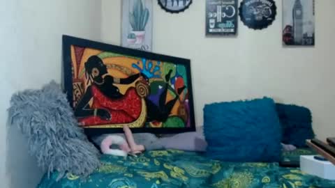 Alejandra online show from June 12, 2026, 2:32 am