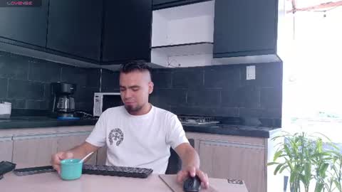 Snapshot of pittandlunaa69 chatting on June 21, 2026, 12:08 pm PittAndLunaa69 online show from June 21, 2026, 12:08 pm