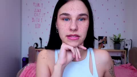 Snapshot of pixie_molly chatting on May 24, 2026, 6:07 am Molly online show from May 24, 2026, 6:07 am