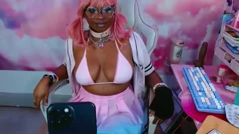 Thekawaiidomme online show from January 17, 2025, 2:28 pm