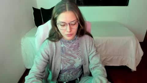 Snapshot of pixiedaemon chatting on May 29, 2026, 12:41 am pixie online show from May 29, 2026, 12:41 am