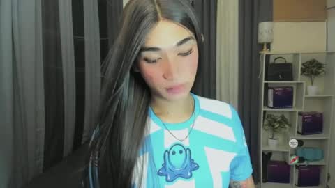 pixiedoll_ online show from June 20, 2026, 5:54 am