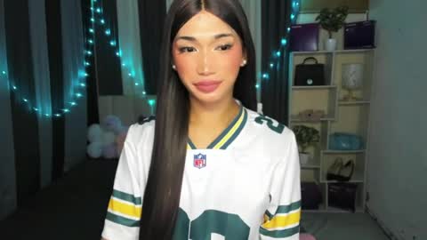 pixiedoll_ online show from July 20, 2026, 7:55 am