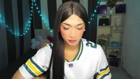 pixiedoll_ online show from July 20, 2026, 10:39 am