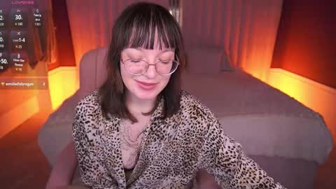 Snapshot of pixiepeachh chatting on October 29, 2025, 2:41 pm pixiepeachh online show from October 29, 2025, 2:41 pm