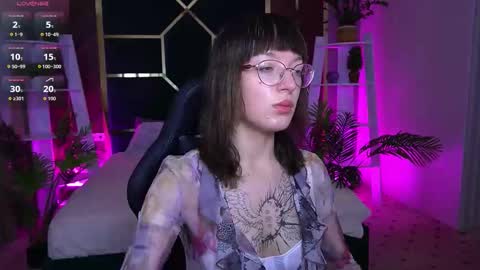 Snapshot of pixiepeachh chatting on November 1, 2025, 2:08 pm pixiepeachh online show from November 1, 2025, 2:08 pm