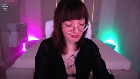 Snapshot of pixiepeachh chatting on November 9, 2025, 7:28 am pixiepeachh online show from November 9, 2025, 7:28 am