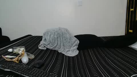 Snapshot of pixietease1 chatting on May 21, 2026, 6:42 am pixietease1 online show from May 21, 2026, 6:42 am
