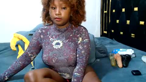 Snapshot of pixietease1 chatting on July 31, 2026, 8:52 pm pixietease1 online show from July 31, 2026, 8:52 pm