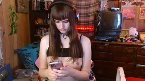 Izzy online show from January 18, 2025, 7:58 pm