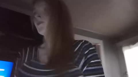 pizzedwife online show from May 22, 2026, 2:22 pm