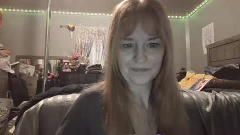 pizzedwife online show from July 30, 2026, 12:15 pm