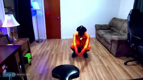 plasticme online show from November 19, 2025, 7:03 pm