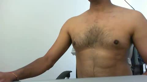 Snapshot of platino3026 chatting on October 10, 2025, 11:42 am platino3026 online show from October 10, 2025, 11:42 am