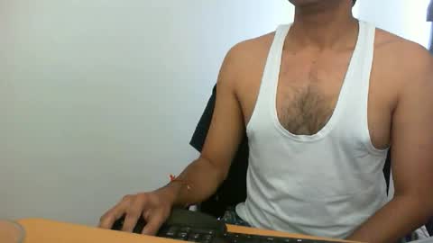 Snapshot of platino3026 chatting on October 15, 2025, 10:26 am platino3026 online show from October 15, 2025, 10:26 am