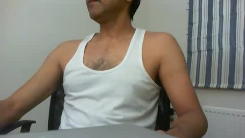 Snapshot of platino3026 chatting on February 4, 2026, 10:58 pm platino3026 online show from February 4, 2026, 10:58 pm