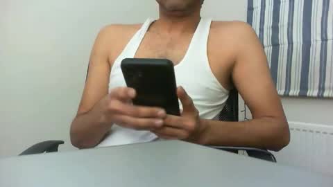 Snapshot of platino3026 chatting on February 16, 2026, 12:29 am platino3026 online show from February 16, 2026, 12:29 am