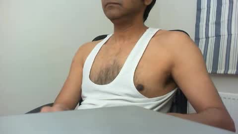 Snapshot of platino3026 chatting on March 3, 2026, 11:54 pm platino3026 online show from March 3, 2026, 11:54 pm