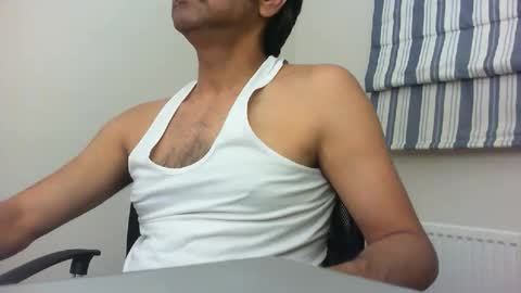 Snapshot of platino3026 chatting on March 25, 2026, 12:16 am platino3026 online show from March 25, 2026, 12:16 am