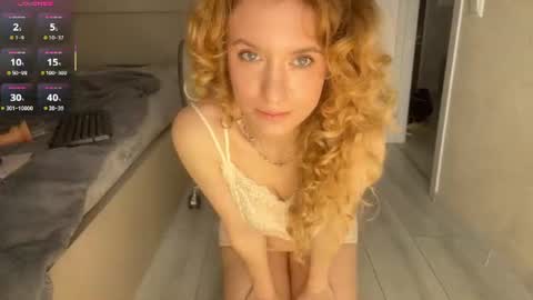 Snapshot of play_me_softly chatting on June 25, 2026, 11:48 am play_me_softly online show from June 25, 2026, 11:48 am