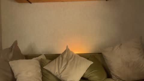 Snapshot of play_me_softly chatting on July 24, 2026, 12:14 pm play_me_softly online show from July 24, 2026, 12:14 pm