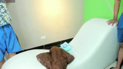 welcome to my room girls Paola Mia and Tio online show from March 27, 2026, 9:14 pm