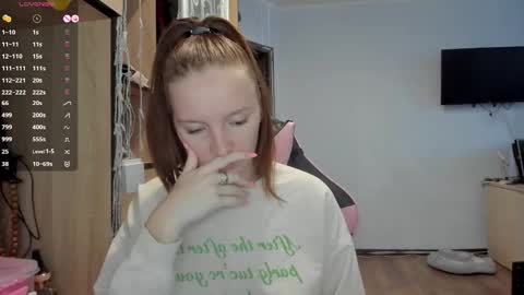 Snapshot of playful_mary chatting on September 11, 2025, 6:02 am Masha online show from September 11, 2025, 6:02 am