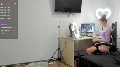 Snapshot of playful_mary chatting on October 10, 2025, 10:03 am Masha online show from October 10, 2025, 10:03 am