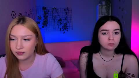 Sophie online show from March 18, 2026, 8:45 pm