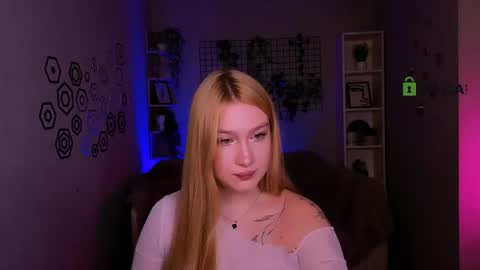 Sophie online show from May 3, 2026, 7:31 pm