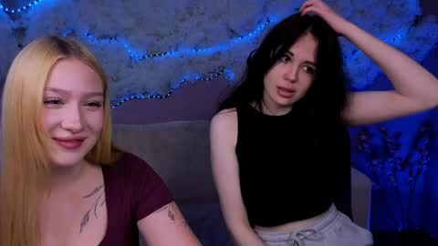 Snapshot of playful_sophie chatting on May 30, 2026, 7:11 pm Sophie online show from May 30, 2026, 7:11 pm