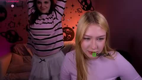 Snapshot of playful_sophie chatting on June 16, 2026, 7:16 pm Sophie online show from June 16, 2026, 7:16 pm