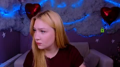 Sophie online show from June 27, 2026, 7:19 pm