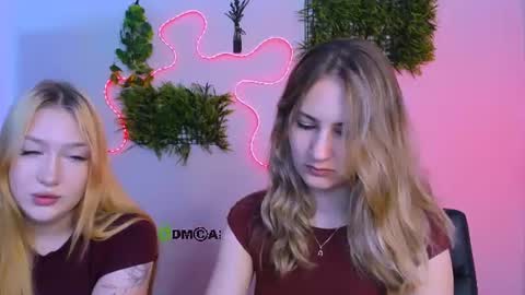 Sophie online show from July 8, 2026, 7:18 pm