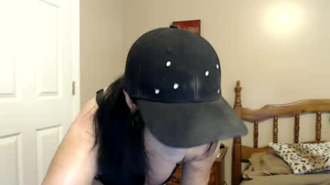 playfulkitten17 online show from June 19, 2026, 3:16 pm