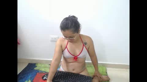playfullpaulina online show from April 21, 2026, 3:28 pm