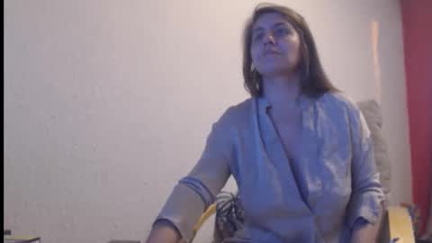 PlayfulSamira online show from April 23, 2026, 5:04 pm
