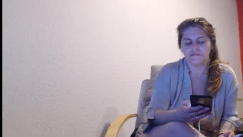 PlayfulSamira online show from April 27, 2026, 6:39 pm