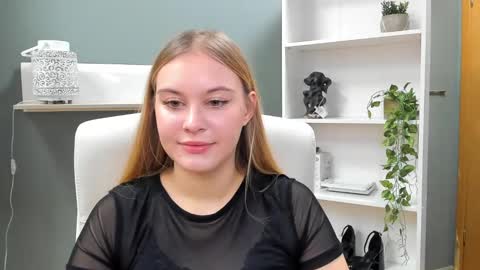 Valeria online show from December 29, 2024, 7:39 am