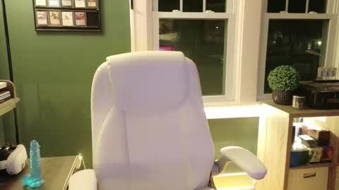 playwithbrittany online show from December 14, 2025, 12:38 am