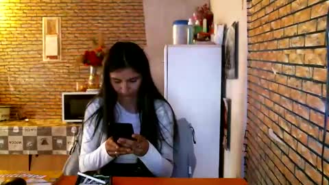 Snapshot of pleas3s_sweet chatting on March 28, 2026, 8:36 am pleas3s_sweet online show from March 28, 2026, 8:36 am