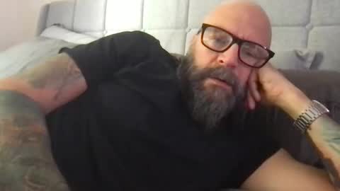 Snapshot of pleasesitonmycock chatting on January 17, 2026, 3:28 pm PleaseSitOnMyCock online show from January 17, 2026, 3:28 pm