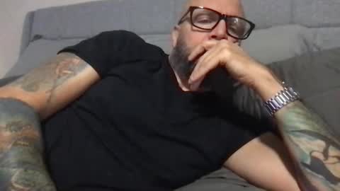 Snapshot of pleasesitonmycock chatting on February 15, 2026, 9:11 pm PleaseSitOnMyCock online show from February 15, 2026, 9:11 pm