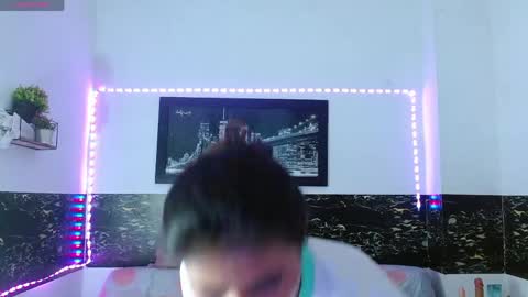 Snapshot of pleassing_neighbour chatting on May 15, 2026, 3:13 am Zalome online show from May 15, 2026, 3:13 am