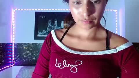Snapshot of pleassing_neighbour chatting on June 10, 2026, 3:18 am Zalome online show from June 10, 2026, 3:18 am
