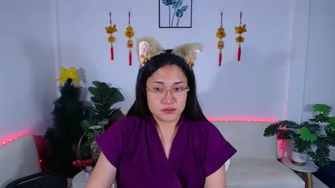 Ploysai online show from March 19, 2026, 4:27 am
